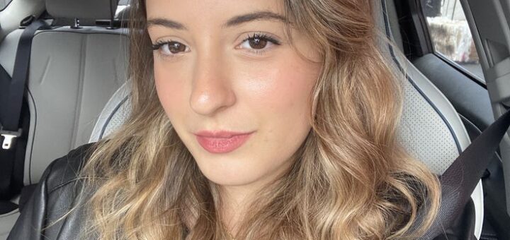 Successful Woman In Montreal